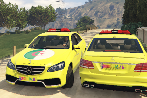 Algerian Mercedes-Benz Taxi